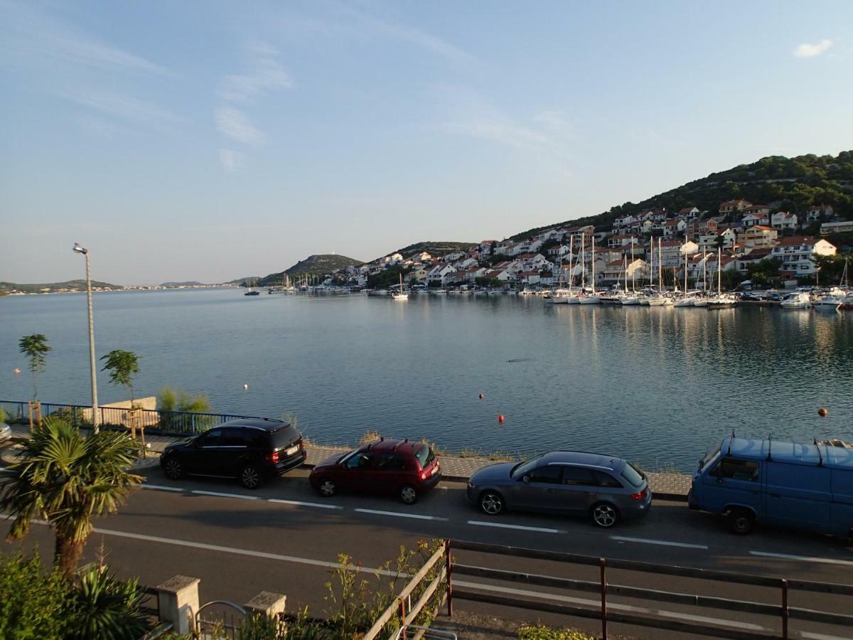Seaside Apartment Tisno Exterior foto