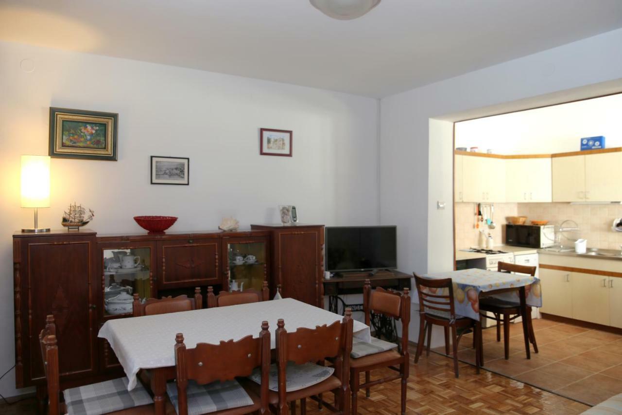 Seaside Apartment Tisno Exterior foto